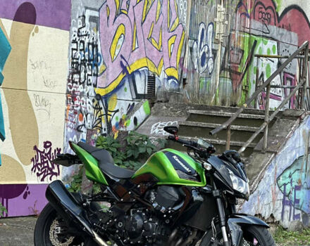 Кавасакі Z 750R, об'ємом двигуна 0.75 л та пробігом 40 тис. км за 7500 $, фото 1 на Automoto.ua