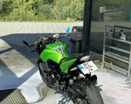 Кавасакі Z 750R, об'ємом двигуна 0.75 л та пробігом 40 тис. км за 7500 $, фото 6 на Automoto.ua