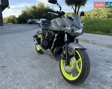 Серый Кавасаки Z 750R, объемом двигателя 0.75 л и пробегом 62 тыс. км за 5000 $, фото 5 на Automoto.ua