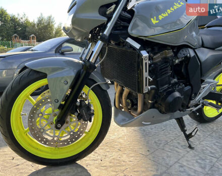Серый Кавасаки Z 750R, объемом двигателя 0.75 л и пробегом 62 тыс. км за 5000 $, фото 9 на Automoto.ua