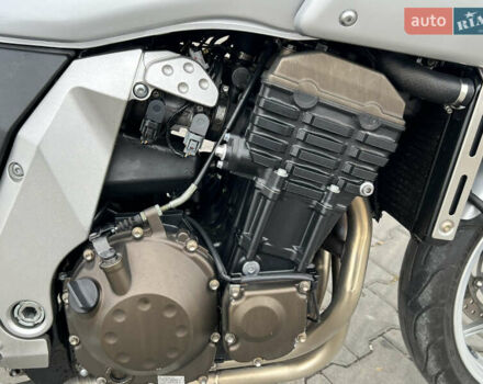 Серый Кавасаки Z 750S, объемом двигателя 0.75 л и пробегом 45 тыс. км за 5100 $, фото 14 на Automoto.ua