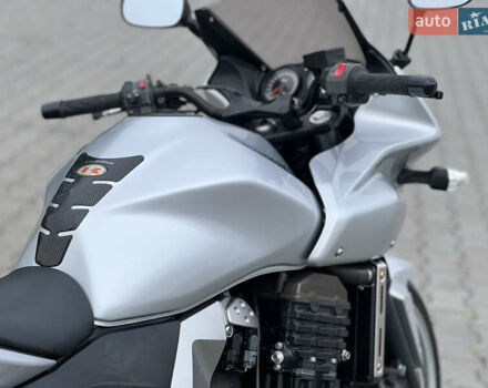 Серый Кавасаки Z 750S, объемом двигателя 0.75 л и пробегом 45 тыс. км за 5100 $, фото 3 на Automoto.ua