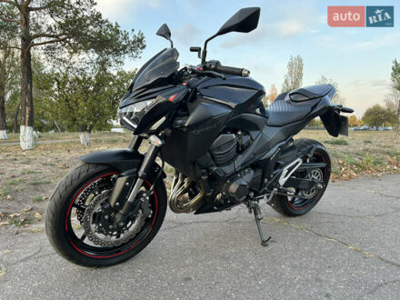 Черный Кавасаки Z 800, объемом двигателя 0.8 л и пробегом 31 тыс. км за 7400 $, фото 1 на Automoto.ua