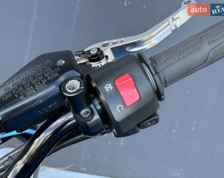 Кавасаки Z 800, объемом двигателя 0.8 л и пробегом 40 тыс. км за 7500 $, фото 15 на Automoto.ua