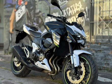 Кавасаки Z 800 2013 в Киеве на Automoto.ua Кавасаки Z 800, объемом двигателя 0 л и пробегом 10 тыс. км за 8400 $, фото 1 на Automoto.ua
