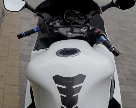 Білий Кавасакі Z 900RS, об'ємом двигуна 0 л та пробігом 75 тис. км за 1600 $, фото 2 на Automoto.ua