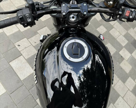 Черный Кавасаки Z 900RS, объемом двигателя 0.9 л и пробегом 5 тыс. км за 10000 $, фото 8 на Automoto.ua