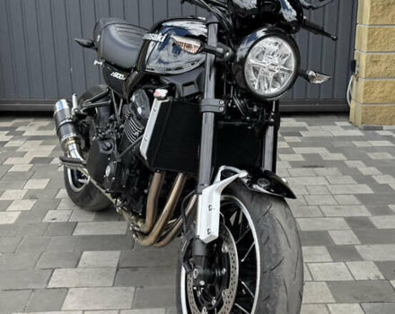 Черный Кавасаки Z 900RS, объемом двигателя 0.9 л и пробегом 5 тыс. км за 10000 $, фото 1 на Automoto.ua