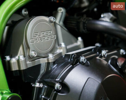 Кавасаки Z H2, объемом двигателя 1 л и пробегом 2 тыс. км за 20000 $, фото 12 на Automoto.ua