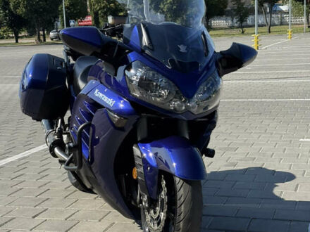 Кавасакі ZG 1400 2012 у Черкасах на Automoto.ua Синій Кавасакі ZG 1400, об'ємом двигуна 1.4 л та пробігом 30 тис. км за 8000 $, фото 1 на Automoto.ua