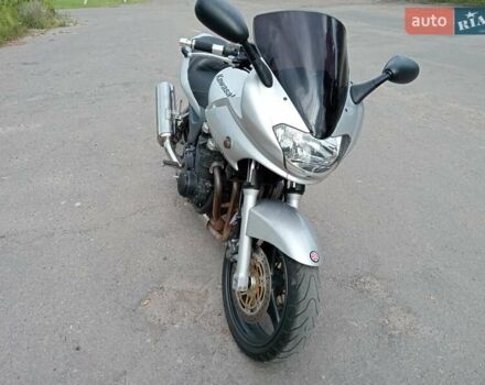 Сірий Кавасакі ZR 7S, об'ємом двигуна 0 л та пробігом 46 тис. км за 3300 $, фото 1 на Automoto.ua