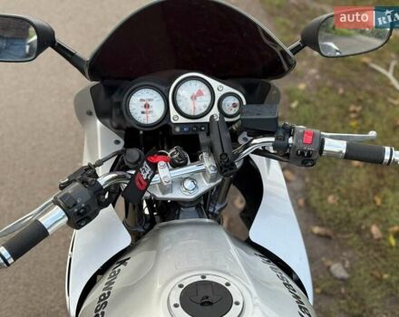 Сірий Кавасакі ZR 7S, об'ємом двигуна 0 л та пробігом 46 тис. км за 3500 $, фото 7 на Automoto.ua