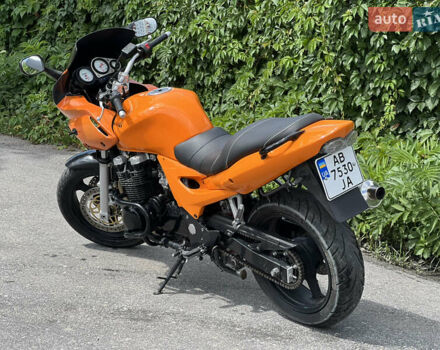 Помаранчевий Кавасакі ZR 7S, об'ємом двигуна 0.75 л та пробігом 24 тис. км за 3600 $, фото 2 на Automoto.ua
