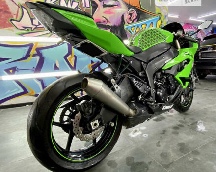 Зеленый Кавасаки ZX 6R, объемом двигателя 0.6 л и пробегом 22 тыс. км за 6200 $, фото 4 на Automoto.ua