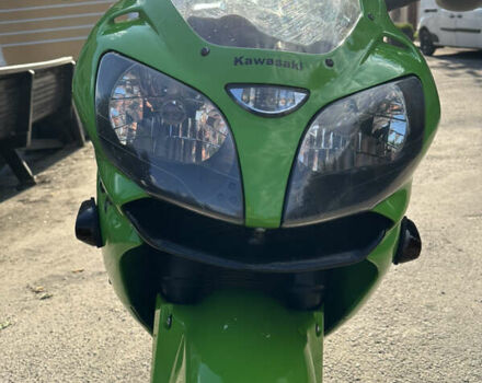 Зеленый Кавасаки ZX 9R, объемом двигателя 0.9 л и пробегом 65 тыс. км за 4300 $, фото 8 на Automoto.ua