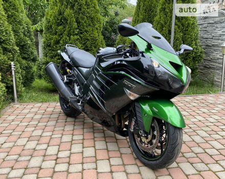 Кавасаки ZZR 1400, объемом двигателя 1.4 л и пробегом 6 тыс. км за 15100 $, фото 4 на Automoto.ua