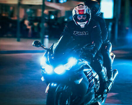 Кавасакі ZZR 1400, об'ємом двигуна 0 л та пробігом 43 тис. км за 12800 $, фото 4 на Automoto.ua