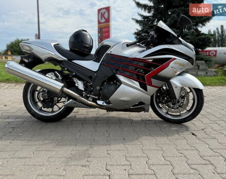 Серый Кавасаки ZZR 1400, объемом двигателя 1.35 л и пробегом 23 тыс. км за 7500 $, фото 1 на Automoto.ua