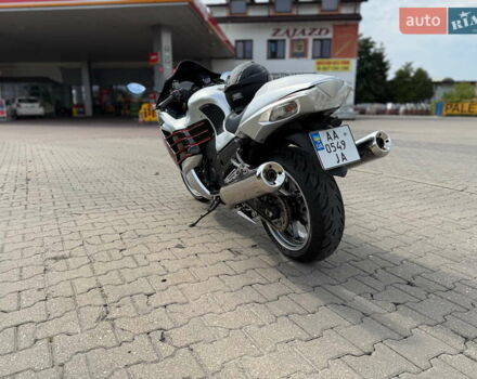 Серый Кавасаки ZZR 1400, объемом двигателя 1.35 л и пробегом 23 тыс. км за 7500 $, фото 5 на Automoto.ua