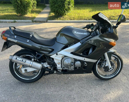 Серый Кавасаки ZZR 400-2, объемом двигателя 0.4 л и пробегом 38 тыс. км за 2700 $, фото 9 на Automoto.ua