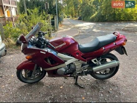 Кавасаки ZZR 400 1993 в Николаеве на Automoto.ua Красный Кавасаки ZZR 400, объемом двигателя 0.6 л и пробегом 45 тыс. км за 3000 $, фото 1 на Automoto.ua