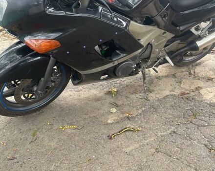 Кавасаки ZZR 400, объемом двигателя 0 л и пробегом 25 тыс. км за 2600 $, фото 3 на Automoto.ua