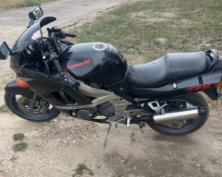 Кавасаки ZZR 400, объемом двигателя 0 л и пробегом 25 тыс. км за 2600 $, фото 2 на Automoto.ua