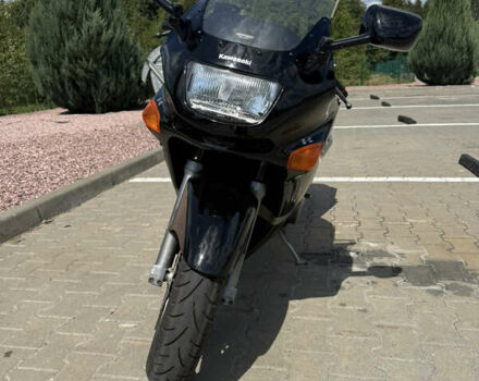 Чорний Кавасакі ZZR 600, об'ємом двигуна 0.6 л та пробігом 51 тис. км за 2600 $, фото 2 на Automoto.ua