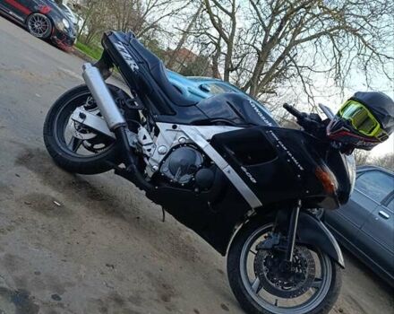 Чорний Кавасакі ZZR 600, об'ємом двигуна 0.6 л та пробігом 25 тис. км за 2500 $, фото 3 на Automoto.ua