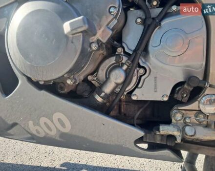 Кавасакі ZZR 600, об'ємом двигуна 0.6 л та пробігом 41 тис. км за 2850 $, фото 12 на Automoto.ua