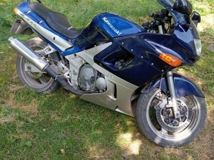 Кавасаки ZZR 600 1997 в Ярмолинцы на Automoto.ua Кавасаки ZZR 600, объемом двигателя 0 л и пробегом 62 тыс. км за 2300 $, фото 1 на Automoto.ua