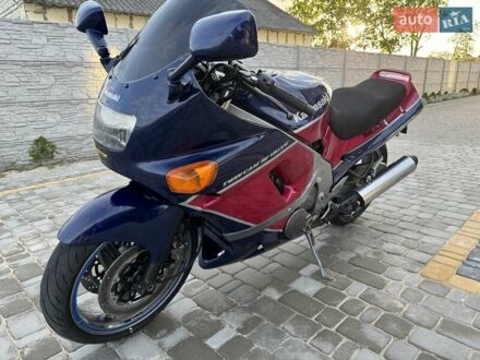 Кавасаки ZZR 600 1993 в Любешов на Automoto.ua Синий Кавасаки ZZR 600, объемом двигателя 0.6 л и пробегом 38 тыс. км за 2800 $, фото 1 на Automoto.ua
