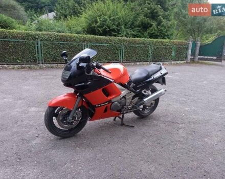 Оранжевый Кавасаки ZZR 600, объемом двигателя 0.6 л и пробегом 46 тыс. км за 1500 $, фото 1 на Automoto.ua