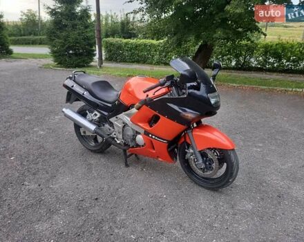 Оранжевый Кавасаки ZZR 600, объемом двигателя 0.6 л и пробегом 46 тыс. км за 1500 $, фото 4 на Automoto.ua