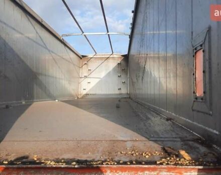 Красный Кемпф СКМ, объемом двигателя 0 л и пробегом 200 тыс. км за 28000 $, фото 5 на Automoto.ua