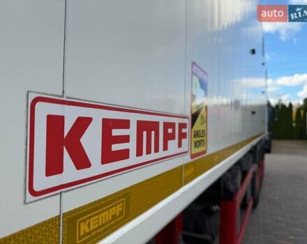 Кемпф СКМ 2017 у Вінниці на Automoto.ua Червоний Кемпф СКМ, об'ємом двигуна 0 л та пробігом 100 тис. км за 36799 $, фото 11 на Automoto.ua