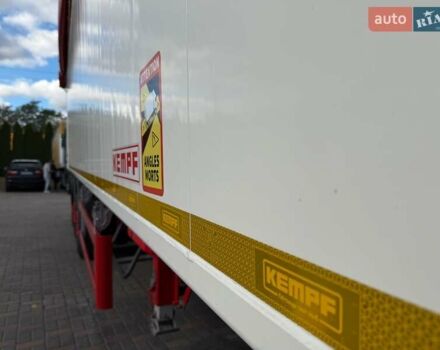 Кемпф СКМ 2017 у Вінниці на Automoto.ua Червоний Кемпф СКМ, об'ємом двигуна 0 л та пробігом 100 тис. км за 36799 $, фото 7 на Automoto.ua
