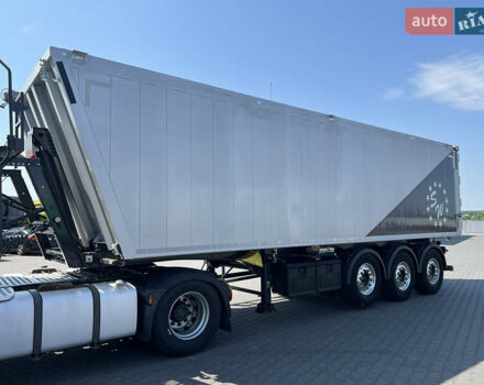 Серый Кемпф СКМ, объемом двигателя 0 л и пробегом 1 тыс. км за 31050 $, фото 18 на Automoto.ua