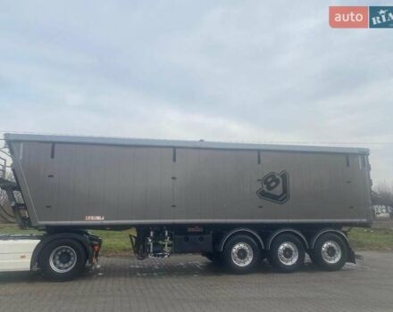 Сірий Кемпф СКМ, об'ємом двигуна 0 л та пробігом 283 тис. км за 34900 $, фото 7 на Automoto.ua