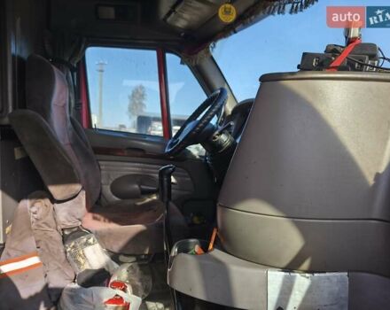 Кенворт T2000, объемом двигателя 0 л и пробегом 1000 тыс. км за 13000 $, фото 4 на Automoto.ua