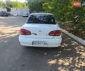 Білий Кіа Авелла, об'ємом двигуна 1.5 л та пробігом 322 тис. км за 1800 $, фото 2 на Automoto.ua