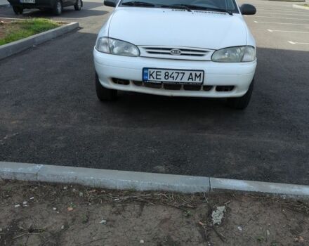 Білий Кіа Авелла, об'ємом двигуна 1.5 л та пробігом 324 тис. км за 1250 $, фото 1 на Automoto.ua