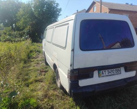Білий Кіа Беста, об'ємом двигуна 2.2 л та пробігом 300 тис. км за 999 $, фото 3 на Automoto.ua