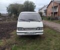 Білий Кіа Беста, об'ємом двигуна 2.2 л та пробігом 300 тис. км за 950 $, фото 3 на Automoto.ua