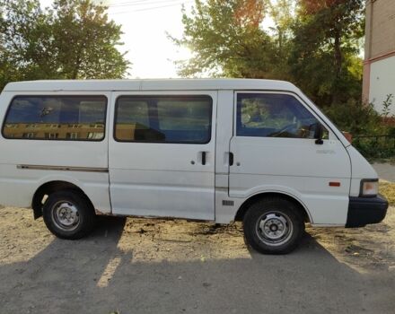 Белый Киа Беста, объемом двигателя 2 л и пробегом 275 тыс. км за 2200 $, фото 2 на Automoto.ua