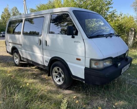 Белый Киа Беста, объемом двигателя 2.2 л и пробегом 500 тыс. км за 1550 $, фото 1 на Automoto.ua