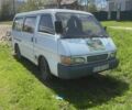 Белый Киа Беста, объемом двигателя 2.2 л и пробегом 173 тыс. км за 2000 $, фото 1 на Automoto.ua