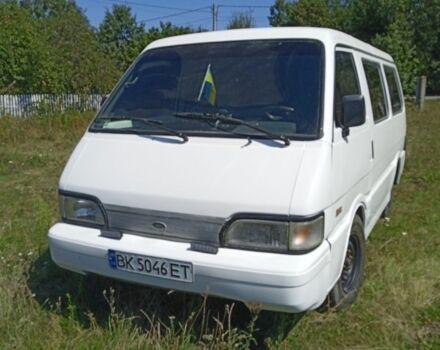 Білий Кіа Беста, об'ємом двигуна 2 л та пробігом 12 тис. км за 0 $, фото 1 на Automoto.ua