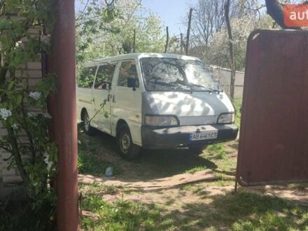 Білий Кіа Беста, об'ємом двигуна 2.2 л та пробігом 200 тис. км за 1800 $, фото 1 на Automoto.ua