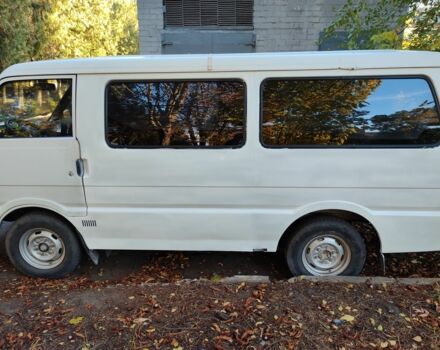 Белый Киа Беста, объемом двигателя 2 л и пробегом 275 тыс. км за 2200 $, фото 1 на Automoto.ua